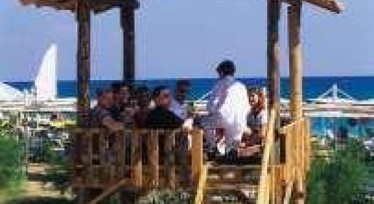 Blue Waters Club Hotel