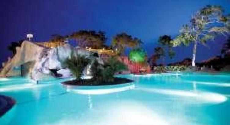 Blue Waters Club Hotel