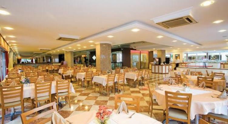 Fame Residence Beach Park