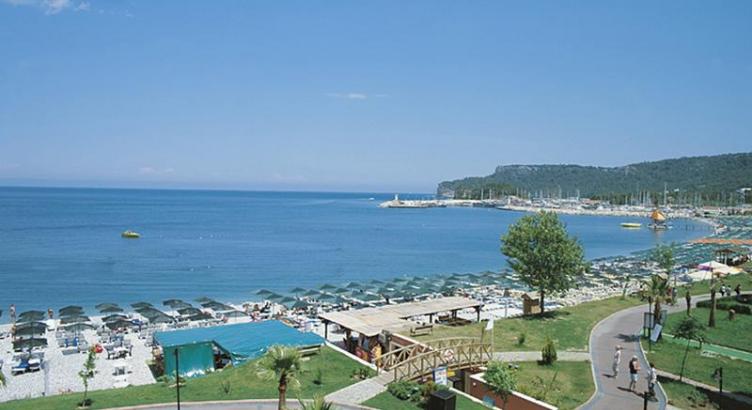 Fame Residence Beach Park