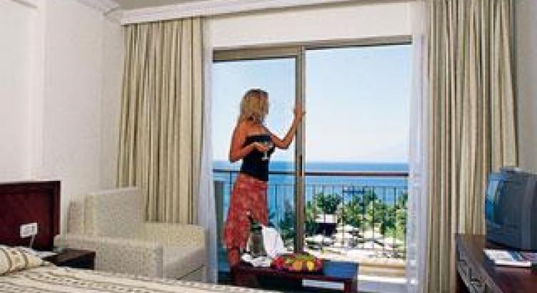 Club Hotel Falcon