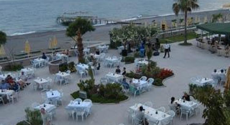 Sunset Beach Hotel
