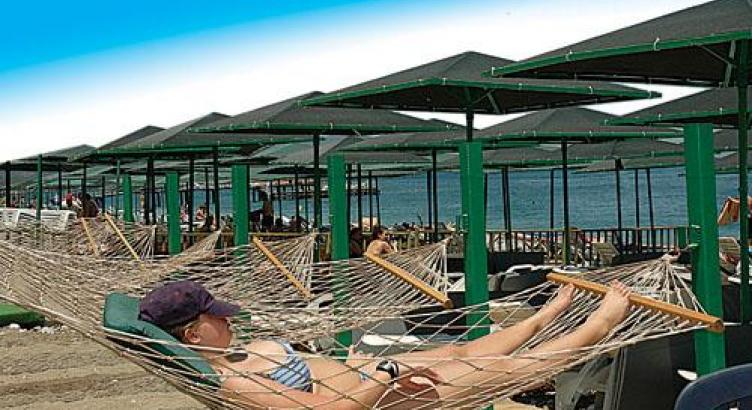 Viking Nona Beach Hotel