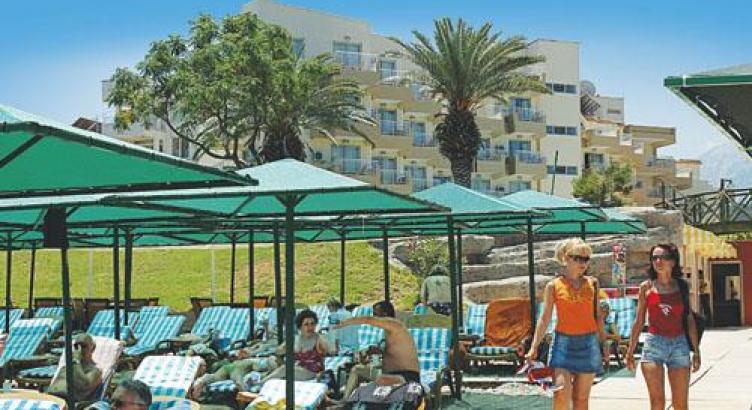 Viking Nona Beach Hotel