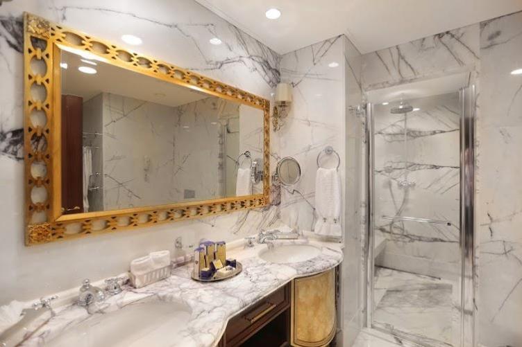 Merit Royal Hotel & Casino