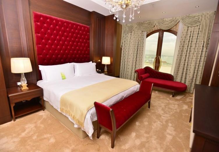 Wellborn Luxury Hotel