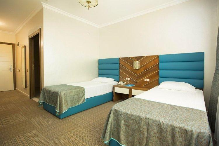 Oylat Kaplıcaları Çağlayan Hotel