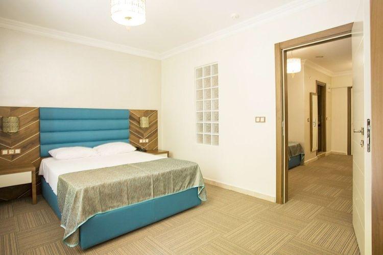 Oylat Kaplıcaları Çağlayan Hotel