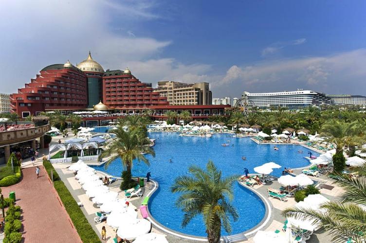 Delphin Palace Deluxe Collection