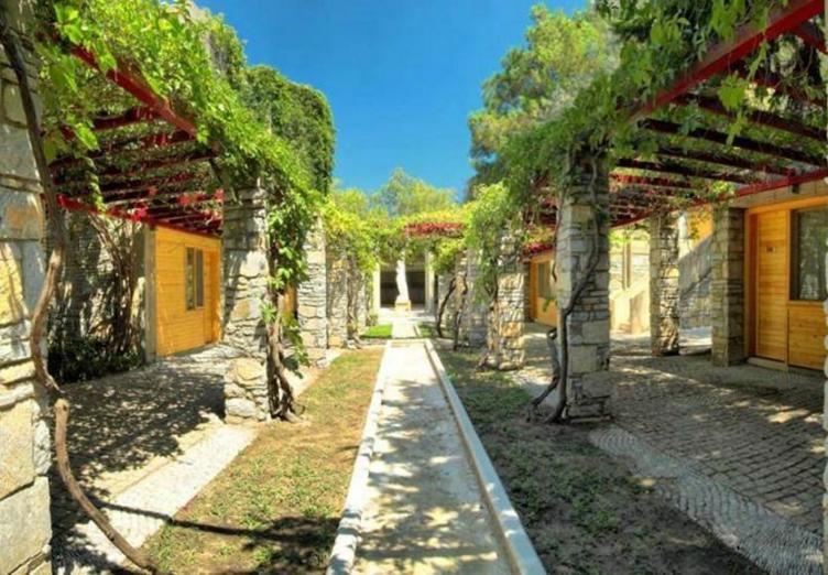 Cande Ora Tatil Köyü