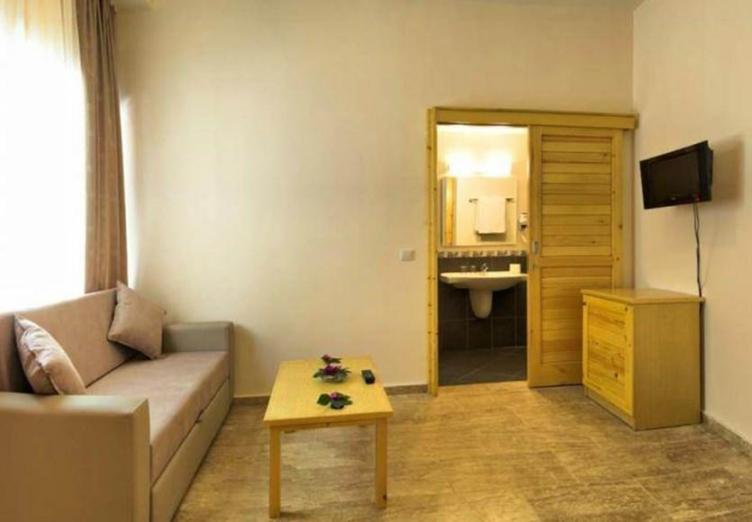 Cande Ora Tatil Köyü