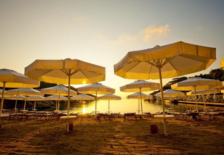 Hilton Bodrum Türkbükü Resort & SPA