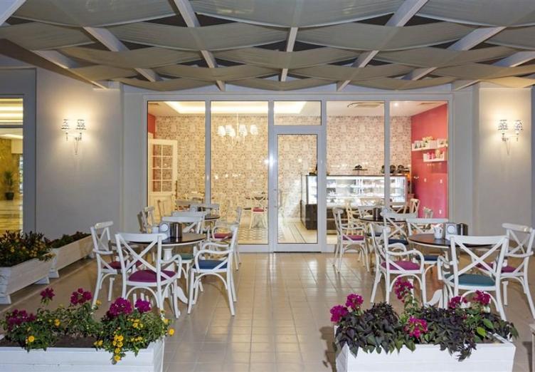 Karmir Resort & SPA