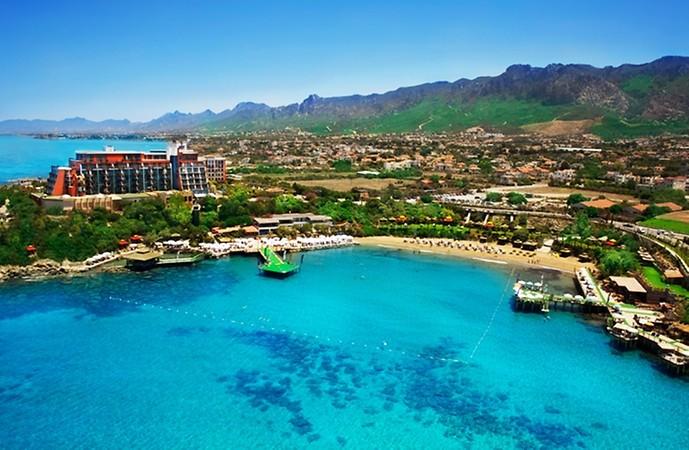 Merit Crystal Cove Hotel & Casino 