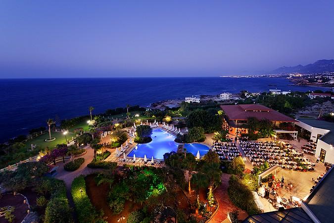 Merit Crystal Cove Hotel & Casino 