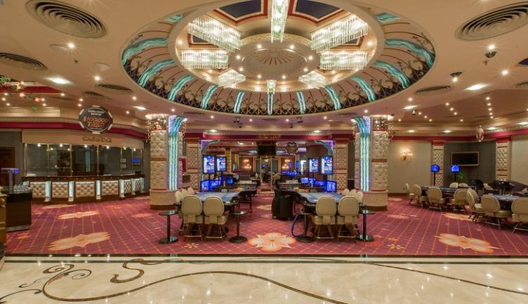 Merit Crystal Cove Hotel & Casino 