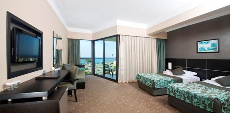 Limak Atlantis Deluxe Hotel & Resort