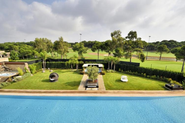 Regnum Carya Golf & Spa Resort