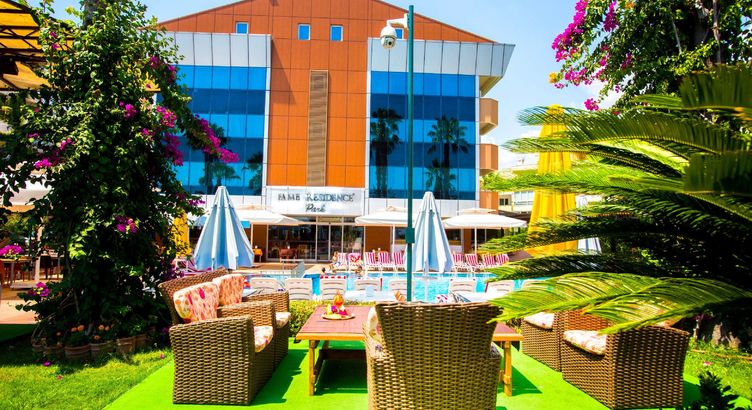 Fame Residence Beach Park