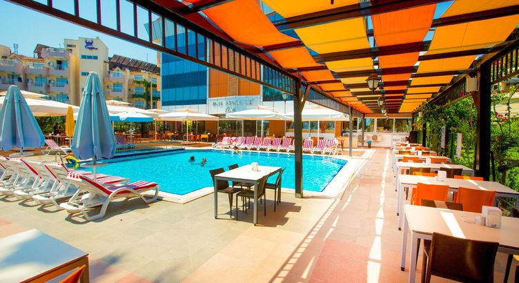 Fame Residence Beach Park