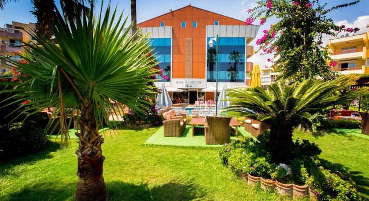 Fame Residence Beach Park