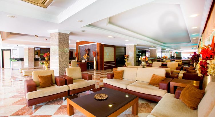 Fame Residence Beach Park