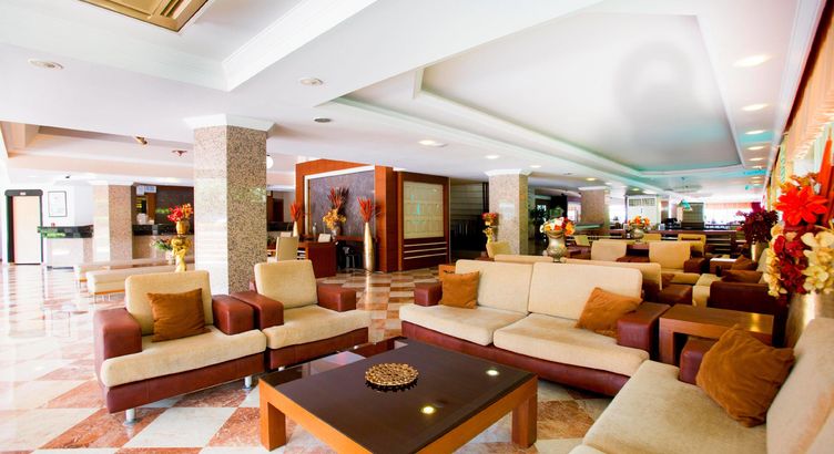 Fame Residence Beach Park