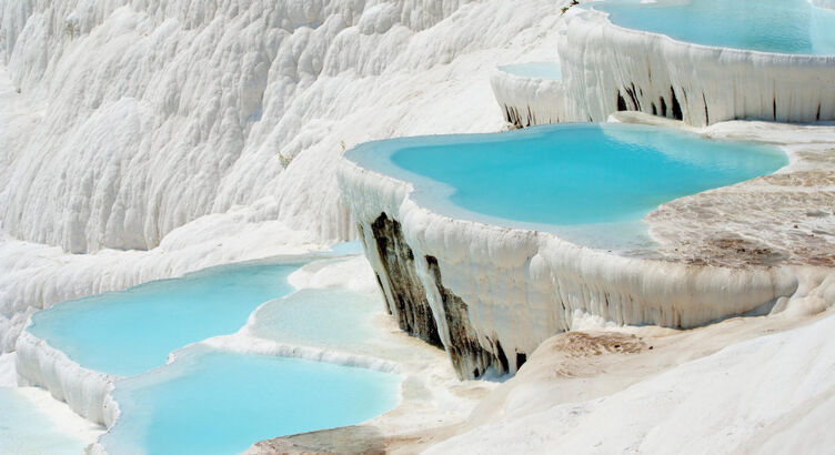 Bozcaada Ayvalık Çeşme Kuşadası Pamukkale Salda Gölü Turu (2 Gece Otel Konaklamalı) Ana Sayfa / Yurt İçi Turlar / Bozcaada Ayvalık Çeşme Kuşadası Pamukkale Salda Gölü Turu (2 Gece Otel Konaklamalı)
