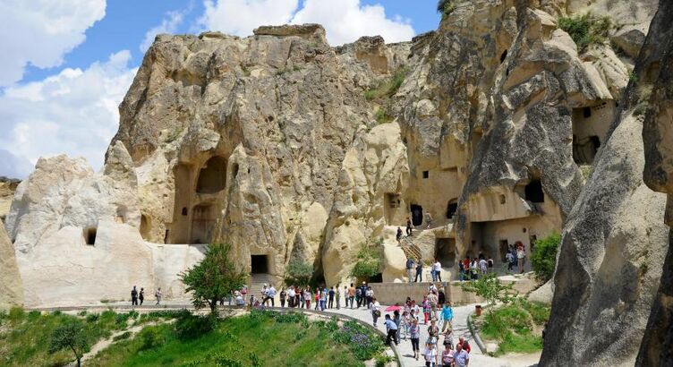  Kapadokya Ihlara Vadisi ve Hacı Bektaş Turu (1 Gece Otel Konaklamalı)