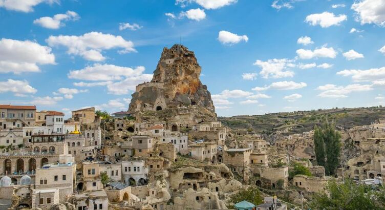  Kapadokya Ihlara Vadisi ve Hacı Bektaş Turu (1 Gece Otel Konaklamalı)