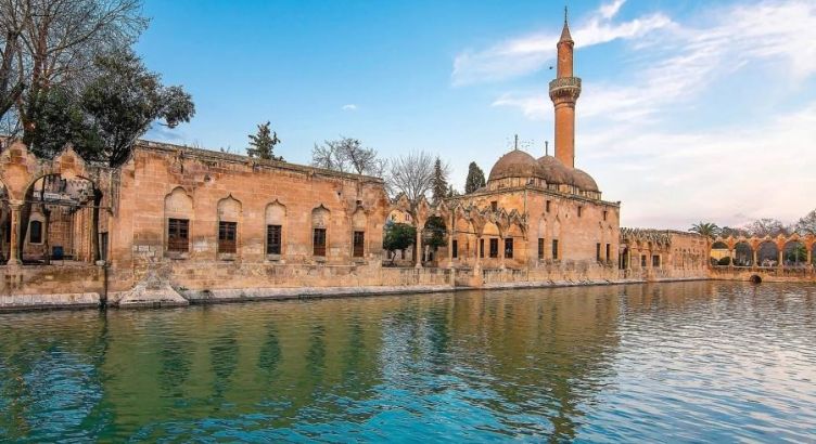 Bin Yıllık Rotalar Uçaklı Bitlis Ahlat Hizan Hakkari Yüksekova Berçelan Yaylası