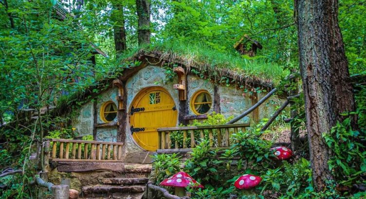 19 Mayıs Özel  Ormanya Hobbit Evleri Sapanca Maşukiye