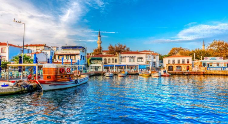 Bozcaada Ayvalık Çeşme Pamukkale Salda Gölü Turu