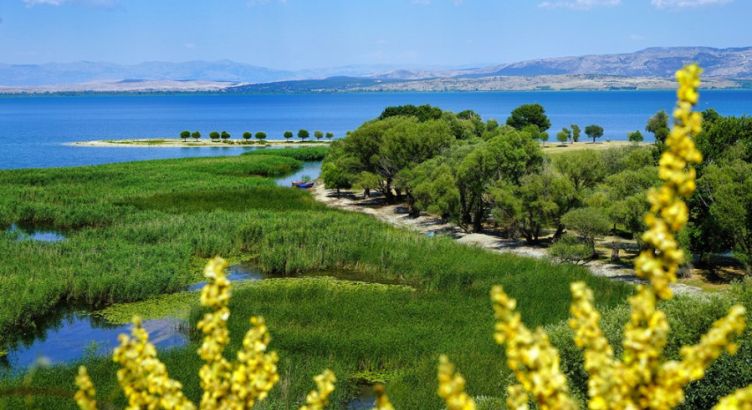Isparta Gül Hasadı Salda Gölü ve Pamukkale Çeşme Alaçatı Turu