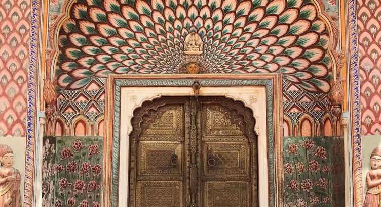 DELHI – JAIPUR – BAHARATPUR – DELHI  IŞIK FESTİVALİ kutlama