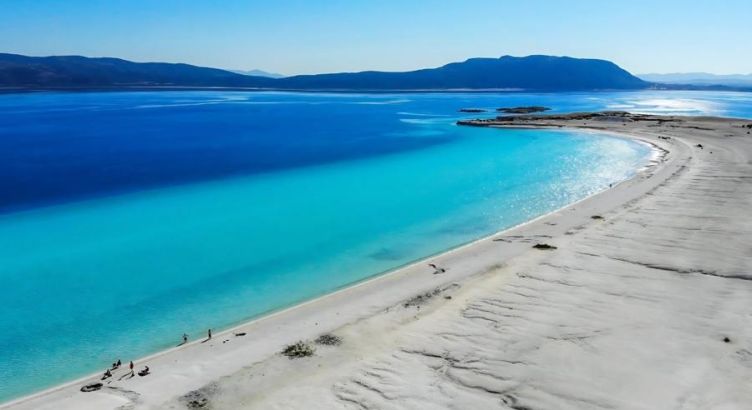 Bozcaada Ayvalık Çeşme Pamukkale Salda Gölü Turu (2 Gece Otel Konaklamalı)