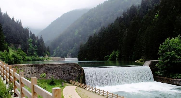Uçaklı Doğu Karadeniz Batum Tiflis Kars Erzurum Turu