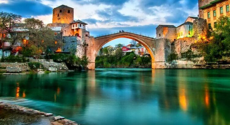 Vizesiz Uçaklı Balkan Masalı Turu 8 Gün 7 Gece Bütün Çevre Gezileri Ekstra Turlar