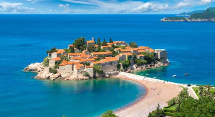 Adriyatik Kıyıları Budva Turu THY ile Yılbaşı Özel 3 Gece...