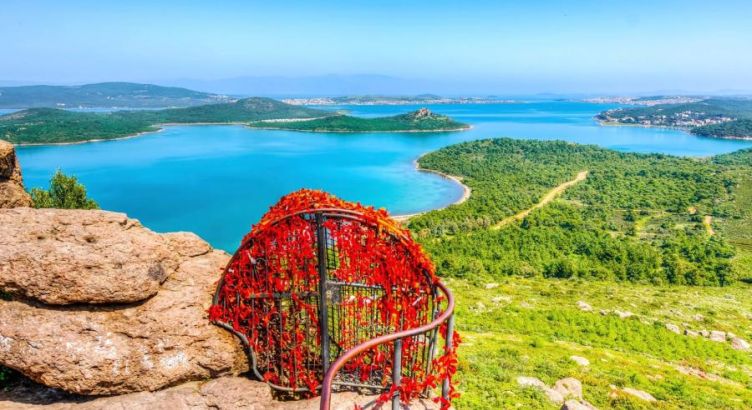 Kuşadası Çeşme Ayvalık Turu