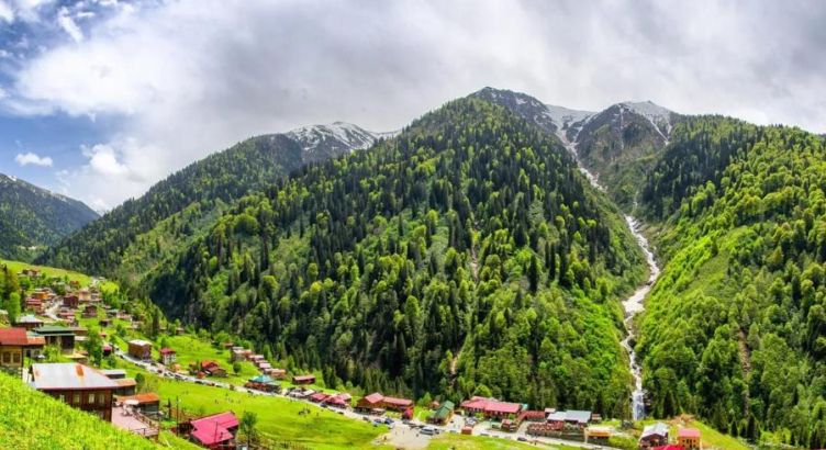 Uçaklı Karadeniz Yaylaları ve Batum Turu