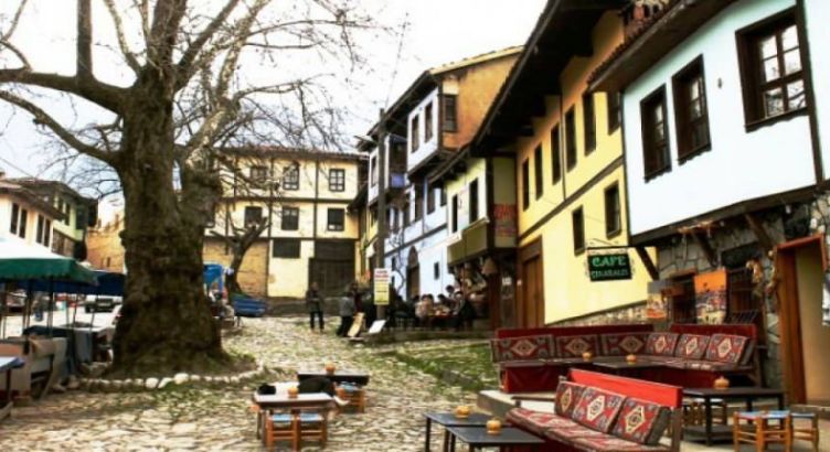 BURSA CUMALIKIZIK TRİLYE GÖLYAZI