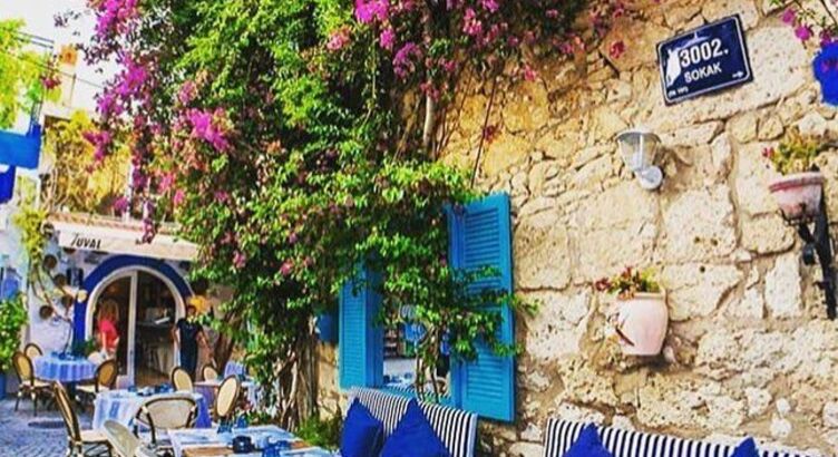 Lavanta Tarlaları Salda Gölü Pamukkale Çeşme Alaçatı Turu (1 Gece Otel Konaklamalı)